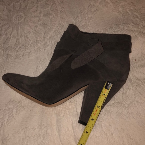 Nine West suede booties - Picture 7 of 8